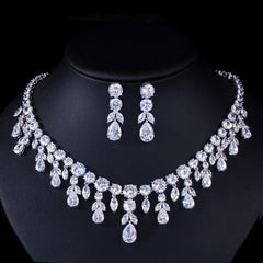 CWWZircons Luxury Dark Blue necklace