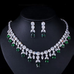 CWWZircons Luxury Dark Blue necklace